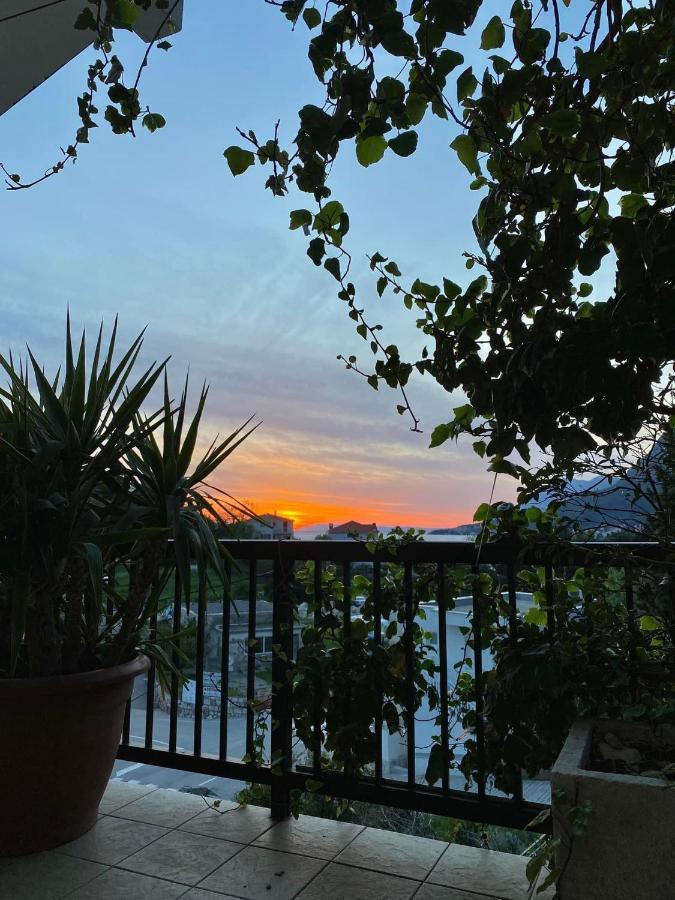 Apartment Gradac *