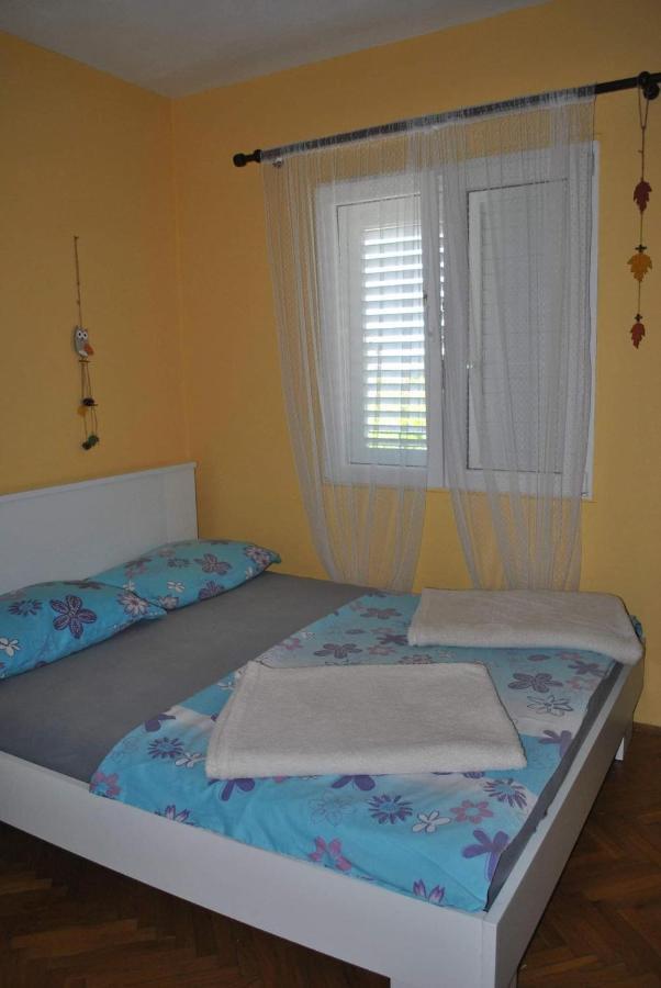 Apartment Gradac *